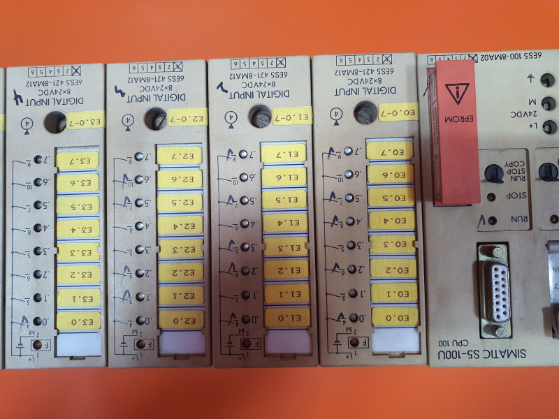 SIEMENS SIMATIC S5-100U (6ES5100-8MA02+6ES5 421-8MA12(4개)+6ES5 441-8MA11(4개)+6ES5 440-8MA21(2R개)