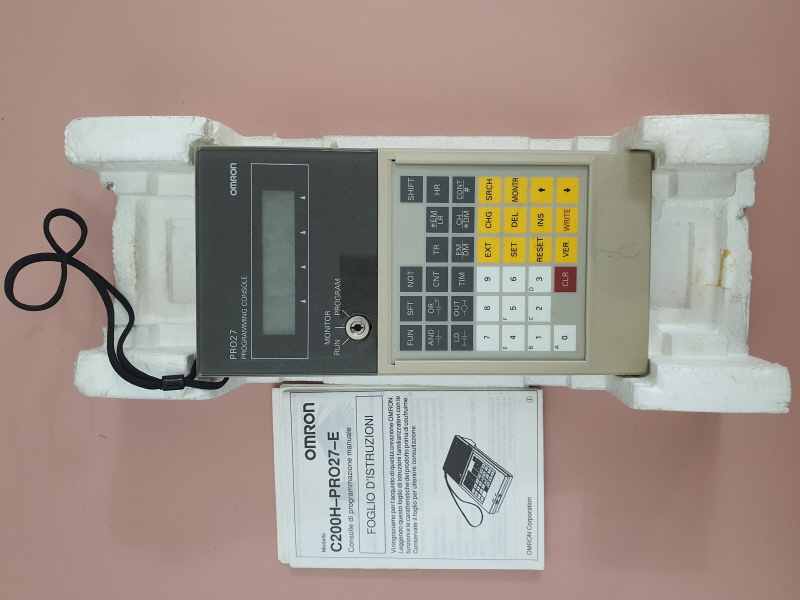 중고A(C200H-PRO27-E) FOGLIO D'ISTRUZIONI
