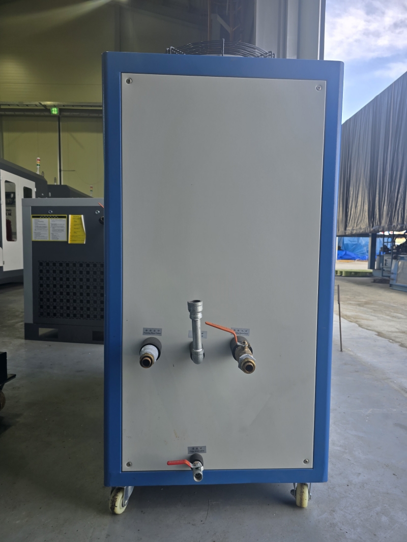 Industrial chiller(5Hp) 2SET / 가격협의